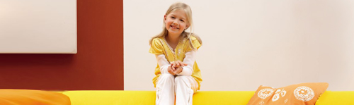 Ein Mädchen lächelt